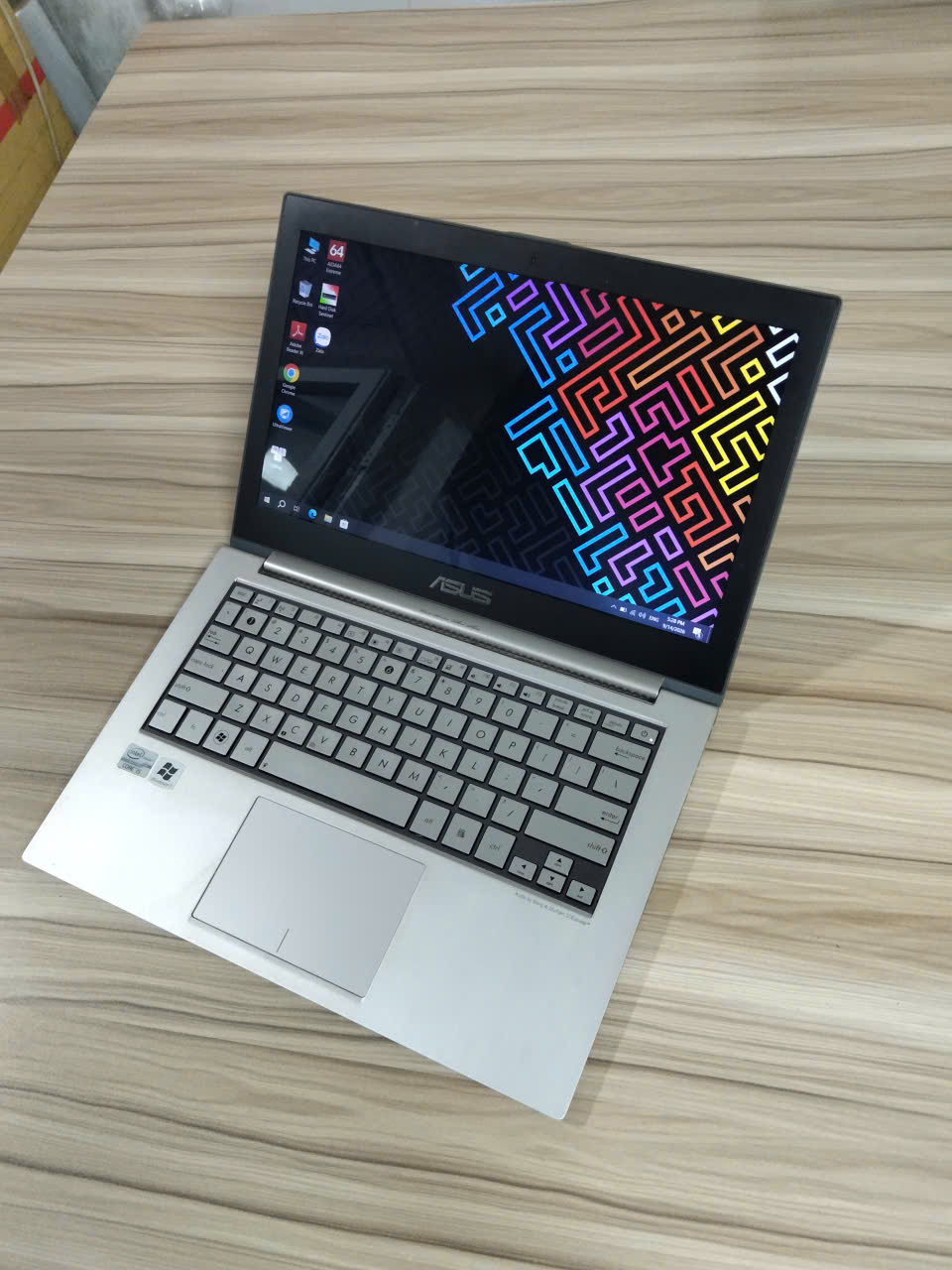 ASUS UX31E | CORE I5 | SSD SIÊU NHANH | MÀN HÌNH 13.3 IN