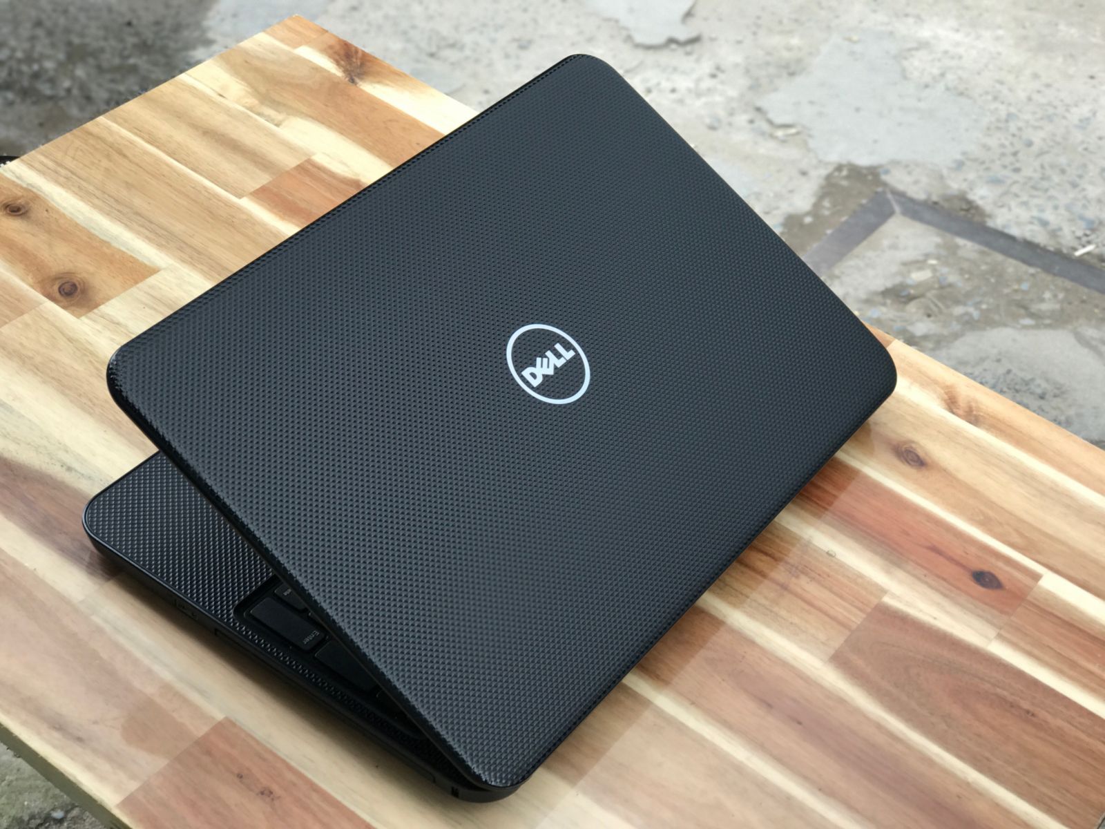 Dell Inspiron 3537 | CORE I5 | RAM 8GB | SSD 256GB | MÀN HÌNH 15.6 IN | PHÍM SỐ
