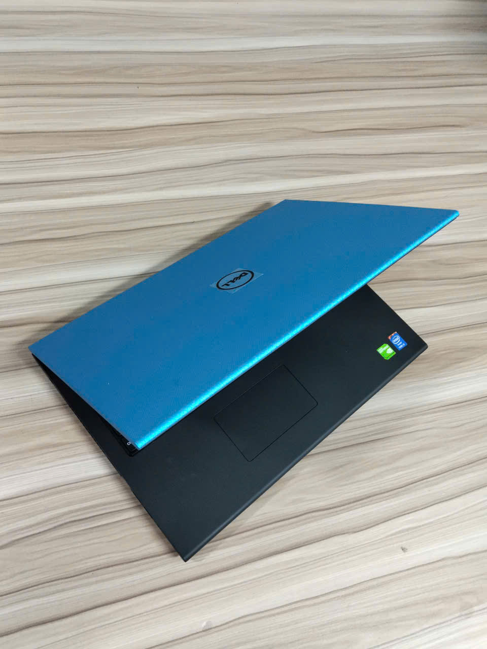 Dell Inspiron 3543 | CORE I5 | | RAM 8GB | CARD RỜI | SSD 240GB | MÀN 15.6