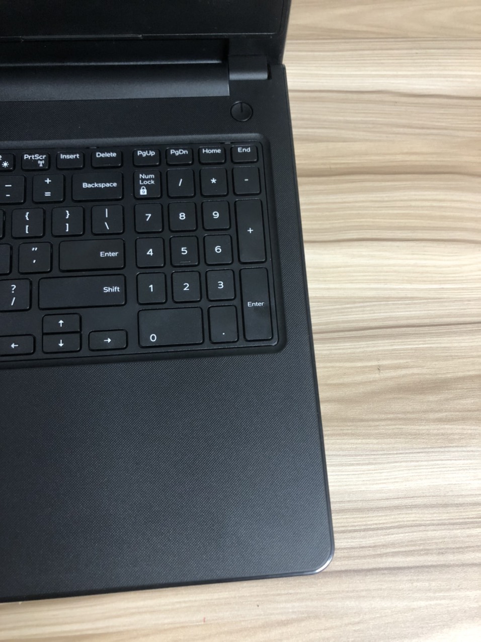 Dell Inspiron 3567 | CORE I3 7020U | RAM 4GB | SSD 256GB | MÀN HÌNH 15.6 IN