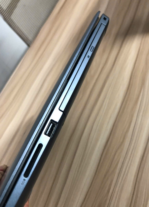 Dell Inspiron 5570 | CORE I7 | RAM 8GB | SSD 240GB | MÀN HÌNH 15.6