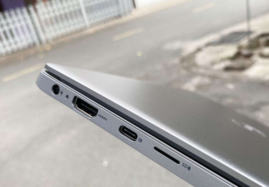 Dell Latitude 3301 | CORE I5 8365U | RAM 8GB | SSD 256GB | MÀN HIFH 13.3