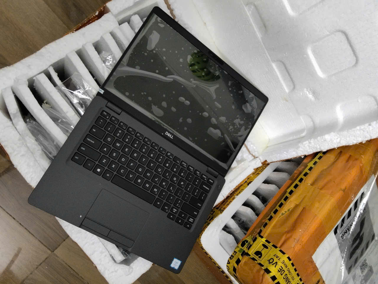 Dell Latitude 5300 | MÀN HÌNH 13.3 IN | CORE I5 8365U | RAM 8GB | SSD 256GB