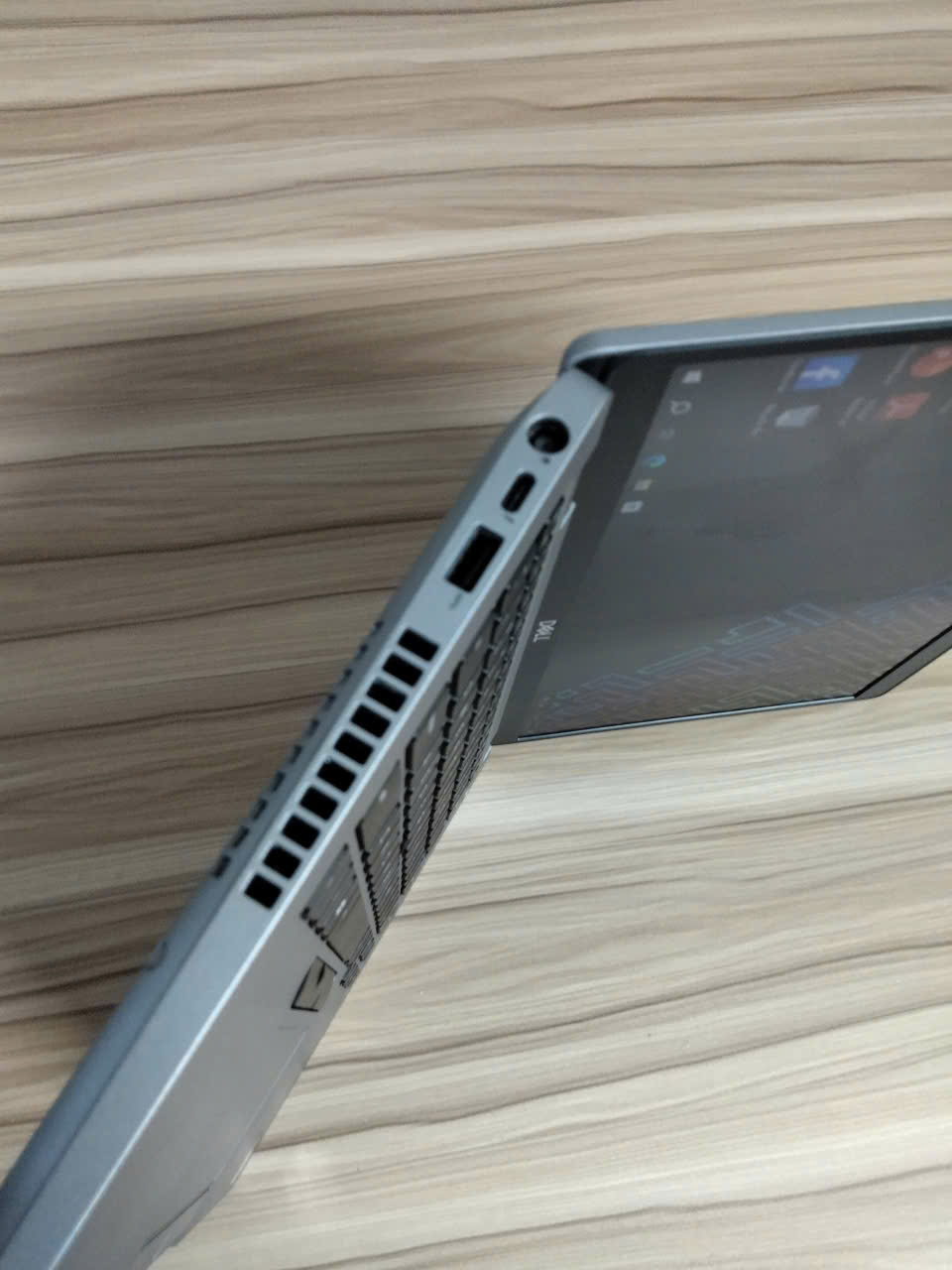 Dell Latitude 5411 | CORE I5 10400H | RAM 8Gb | SSD 256GB | MÀN HÌNH 14 IN