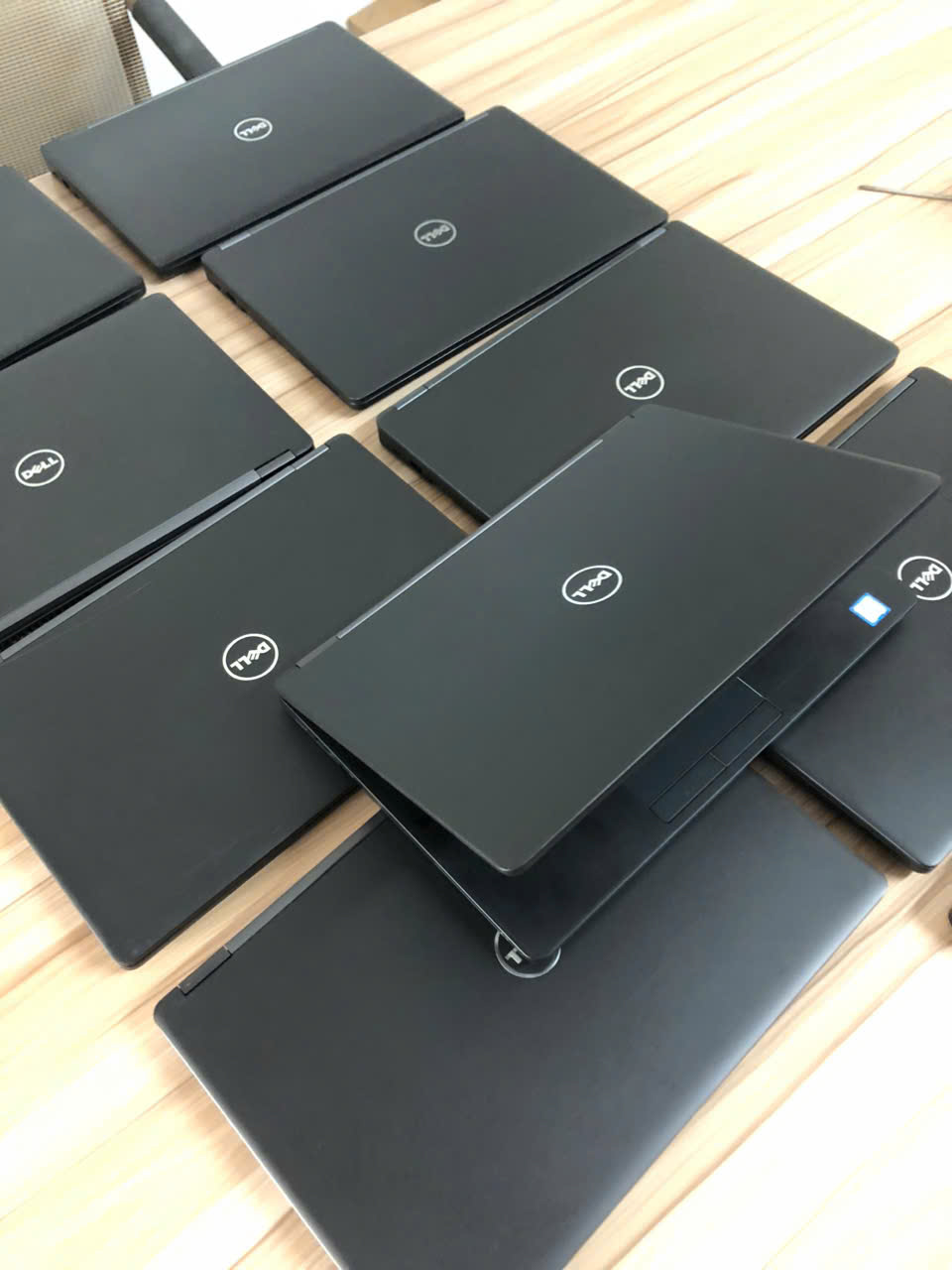 DELL Latitude 5480 | CORE I5 7300HQ | RAM 8GB | SSD 256GB | MÀN 14 IN
