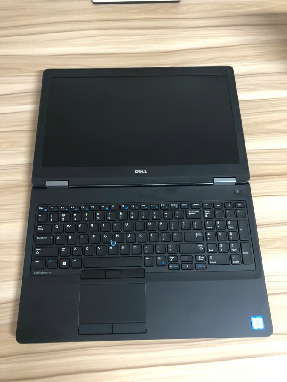 Dell Latitude 5580 | CORE I5 7300U | RAM 8GB | SSD 256GB | MÀN HÌNH 15.6 FULL HD