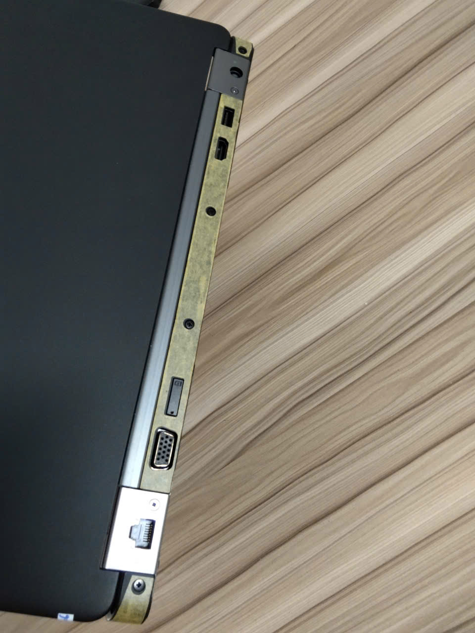 Dell Latitude E5470 | CORE I7 6600U | CARD RỜI | RAM 8GB | SSD 256GB | MÀN HÌNH 14 FULL HD