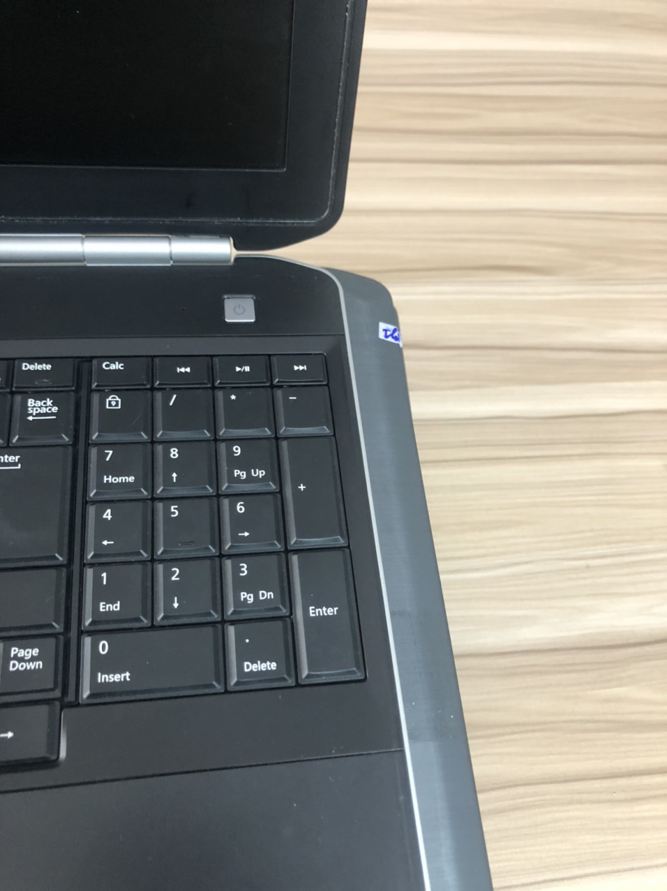 DELL Latitude E5520 | CORE I5 | RAM 4GB | SSD SIÊU NHANH | MÀN HÌNH 15.6