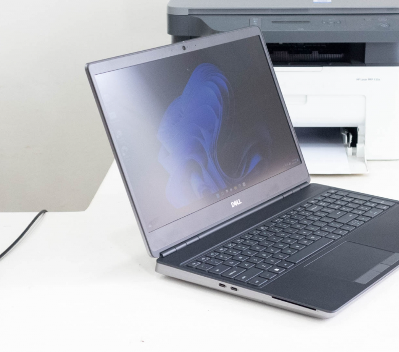 DELL Precision 7550 | CORE I7 10850H | CARD RỜI RTX 5000 16GB | RAM 32GB