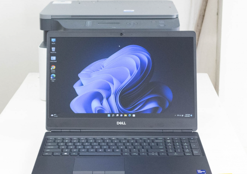 DELL Precision 7550 | CORE I7 10850H | CARD RỜI RTX 5000 16GB | RAM 32GB