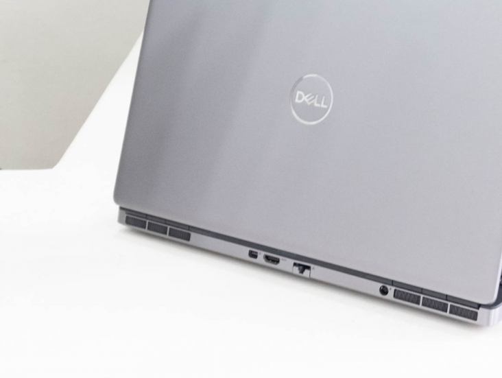 DELL Precision 7550 | CORE I7 10850H | CARD RỜI RTX 5000 16GB | RAM 32GB
