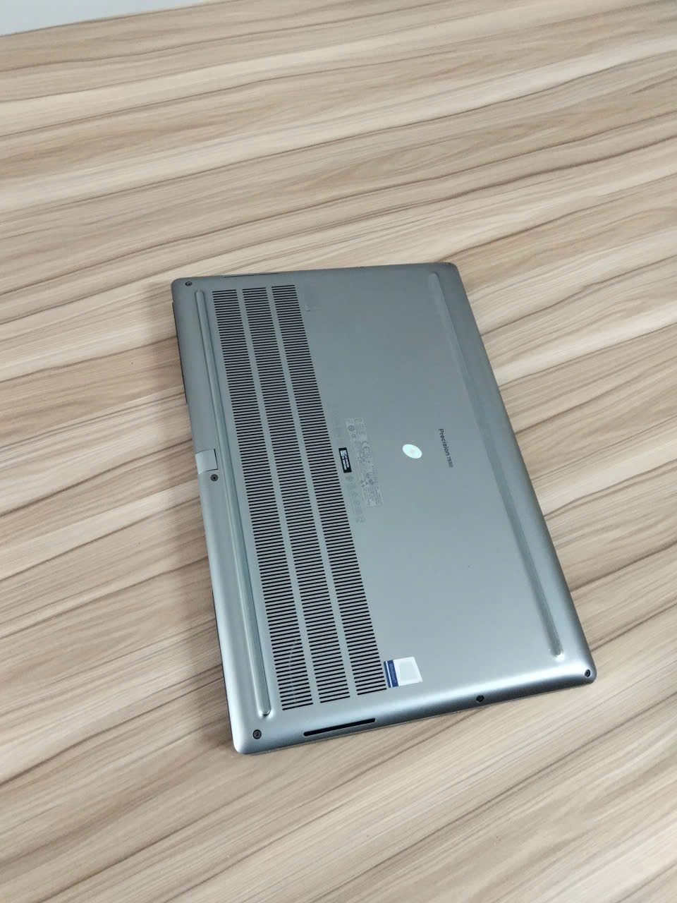 Dell Precision 7550 | CORE I7 | RAM 16GB | VGA 4GB | SSD 512Gb | MÀN HÌNH 15.6 IN