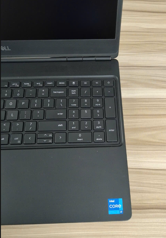 Dell Precision 7550 | CORE I7 | RAM 16GB | VGA 4GB | SSD 512Gb | MÀN HÌNH 15.6 IN