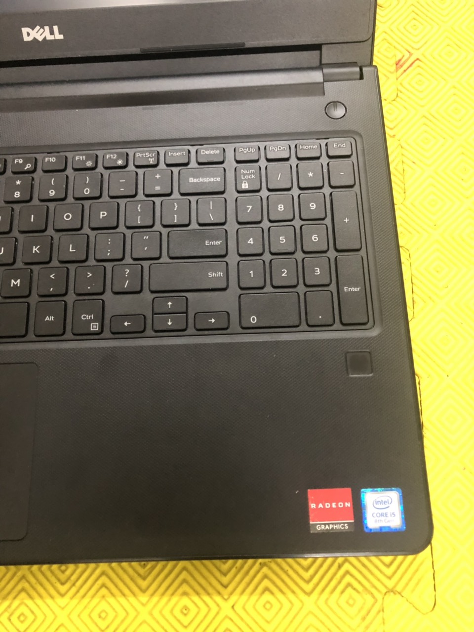 Dell Vostro 3578 | CORE I5 8250U | RAM 8GB | SSD 240GB | CARD RỜI | MÀN HÌNH 15.6