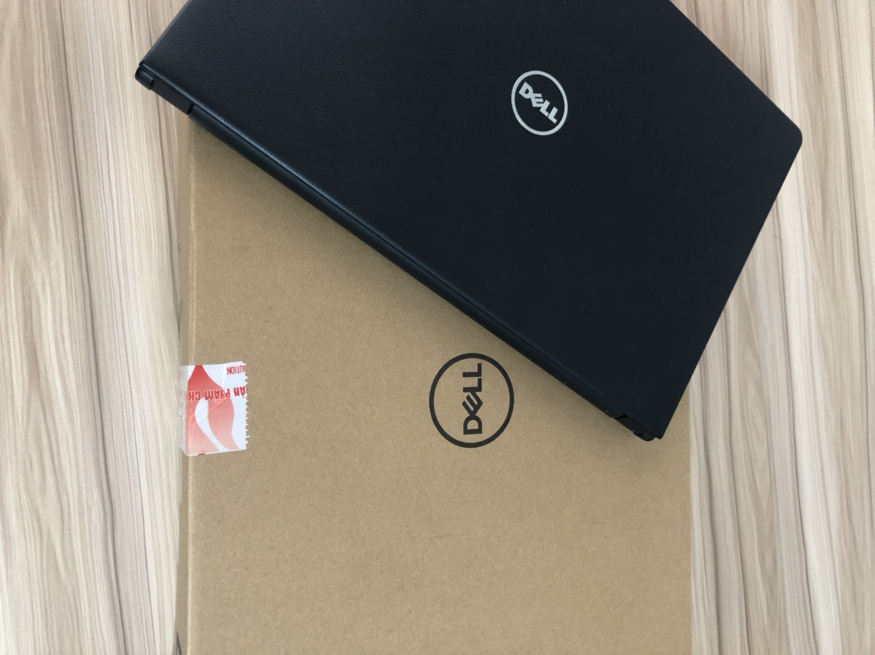 Dell Vostro 3578 | CORE I7 8550U | RAM 8GB | SSD 512GB | CARD RỜI | MÀN HÌNH 15.6