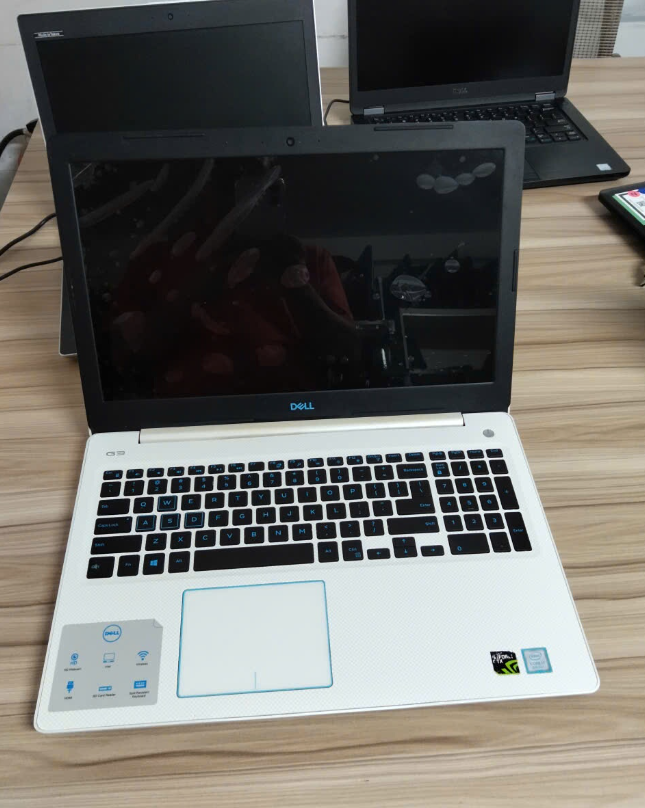 Gaming Dell G3 3579 | CORE I7 8750H | RAM 8Gb | VGA RỜI 4G | MÀN HÌNH 15.6