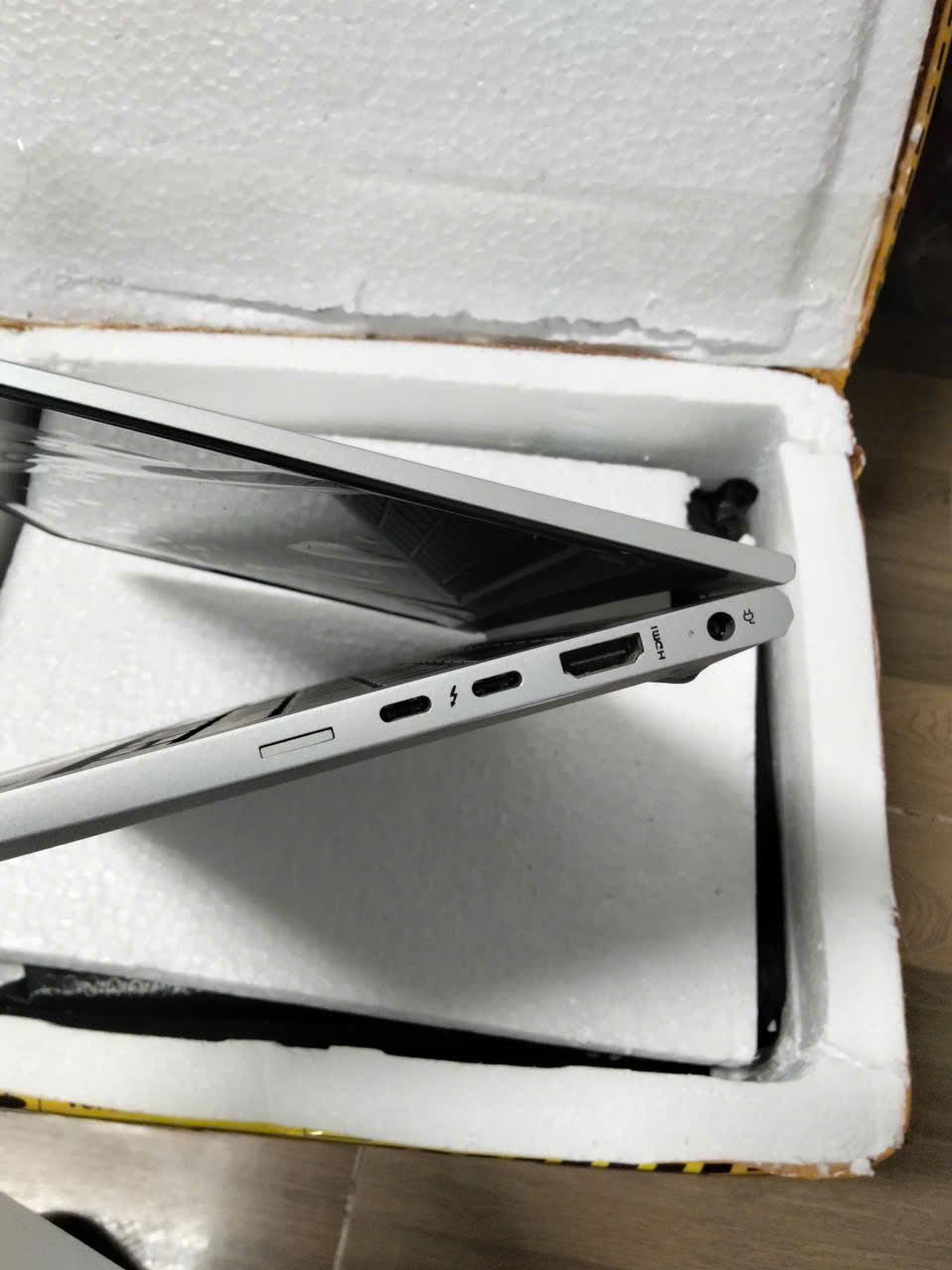 HP EliteBook 830 G7 | CORE I5 10210U | RAM 8GB | SSD 256GB | MÀN HÌNH 13