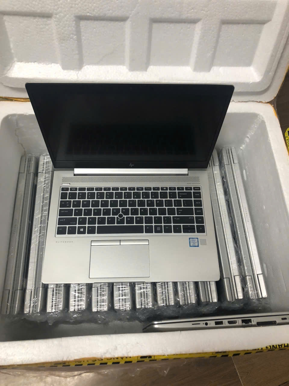 HP EliteBook 840 G6 | CORE I7 8665U | MÀN HÌNH CẢM ỨNG | RAM 8GB | SSD 256GB