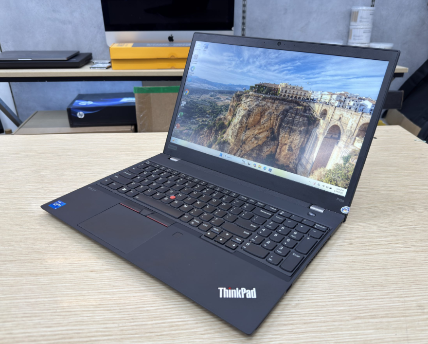 Lenovo ThinkPad P15s Gen2 | CORE I7 1165G7 | SSD 1000GB | RAM 16GB | MÀN HÌNH 15.6