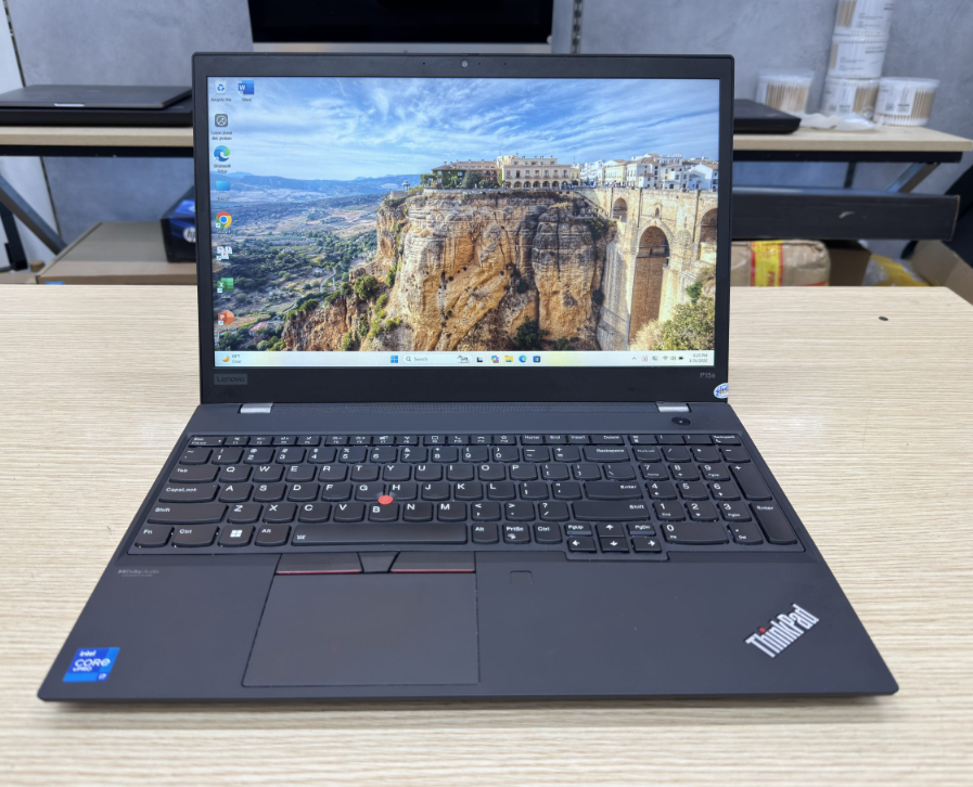 Lenovo ThinkPad P15s Gen2 | CORE I7 1165G7 | SSD 1000GB | RAM 16GB | MÀN HÌNH 15.6