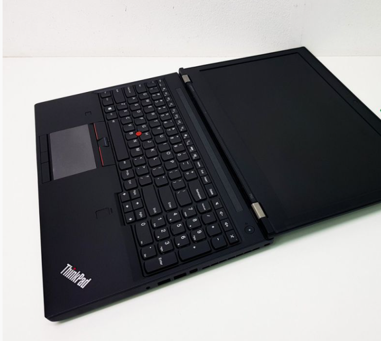 Máy Trạm Lenovo ThinkPad P50 | CORE I7 | RAM 16GB | CARD RỜI | SSD SIÊU NHANH