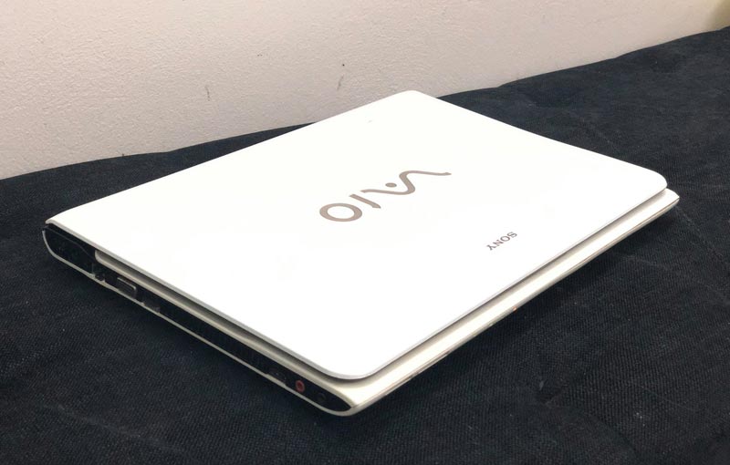 SONY VAIO SVE15137CJW | CORE I7 ( 8 CPUs SIÊU NHANH) | RAM 8G | SSD + HDD | PHÍM SỐ PHỤ