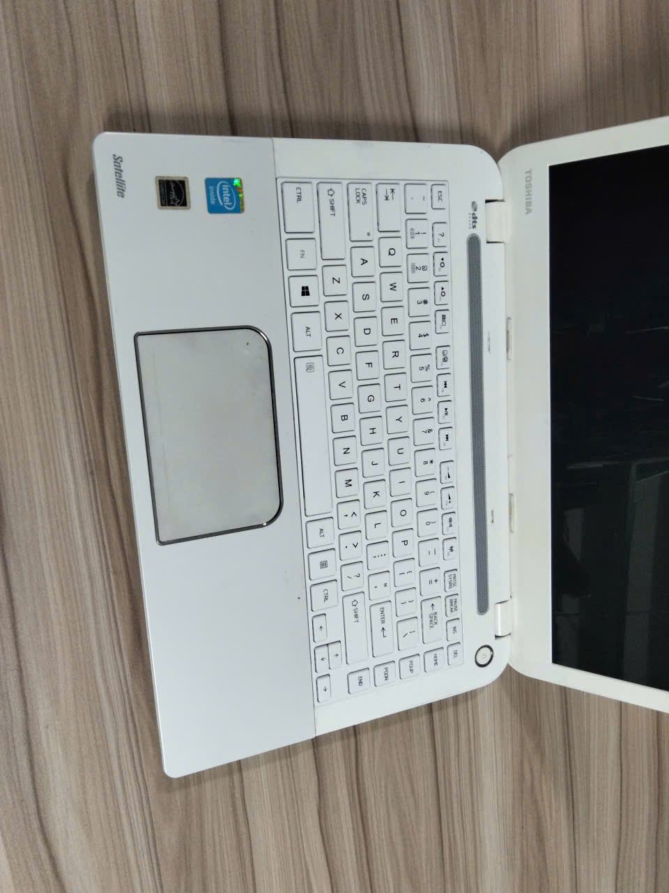 Toshiba Satellite L40-A | RAM 8GB | SSD SIÊU NHANH | MÀN HÌNH 14